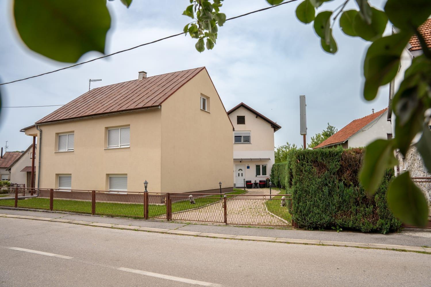 Apartman Mihovil Gospić 外观 照片