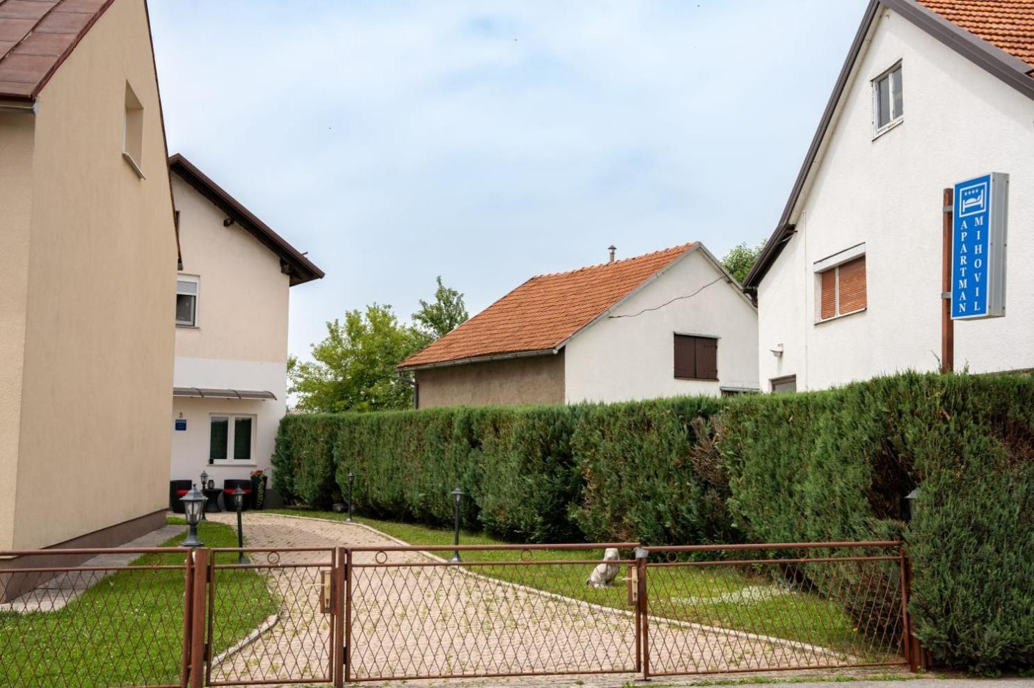 Apartman Mihovil Gospić 外观 照片